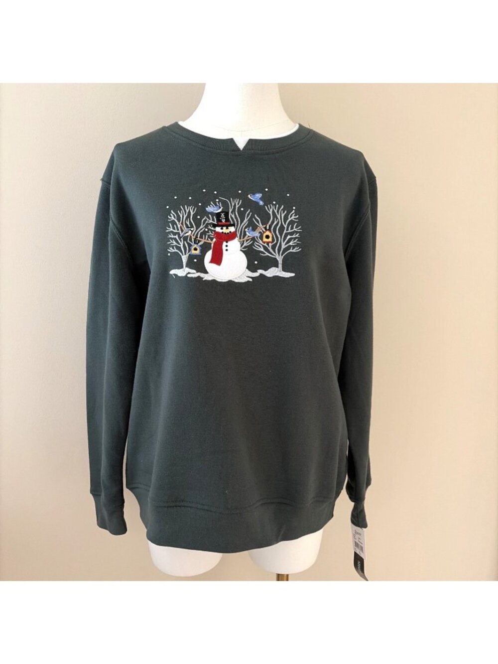 Hasting & Smith Embroidered Sweatshirt Women's L Pullover Snowman Holiday NEW!